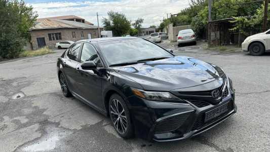 Toyota Camry, Бензин, 2019