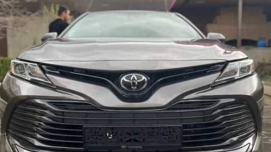 Toyota Camry, Бензин, 2019