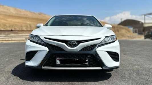 Toyota Camry, Бензин, 2019