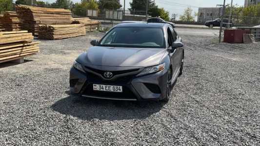 Toyota Camry, Бензин, 2019