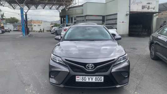 Toyota Camry, Бензин, 2019