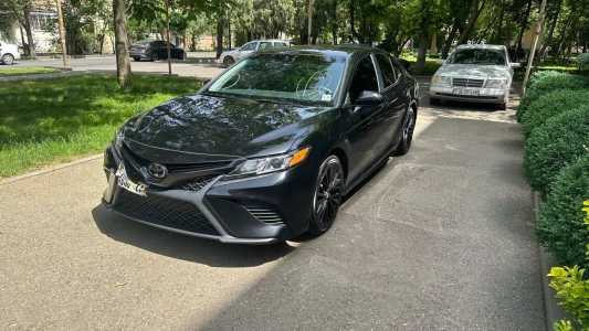 Toyota Camry, Бензин, 2019