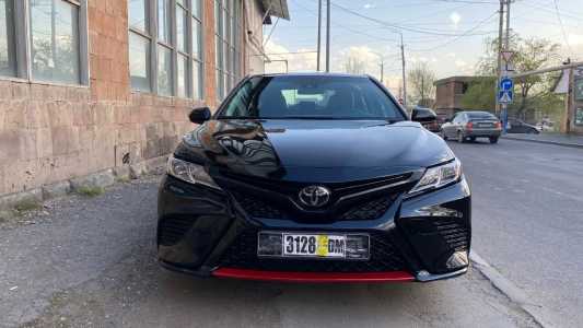 Toyota Camry, Бензин, 2019