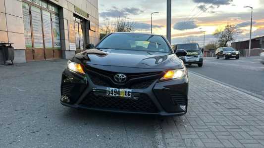 Toyota Camry, Бензин, 2019