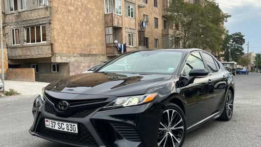 Toyota Camry, Бензин, 2019