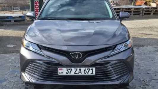 Toyota Camry, Бензин, 2019