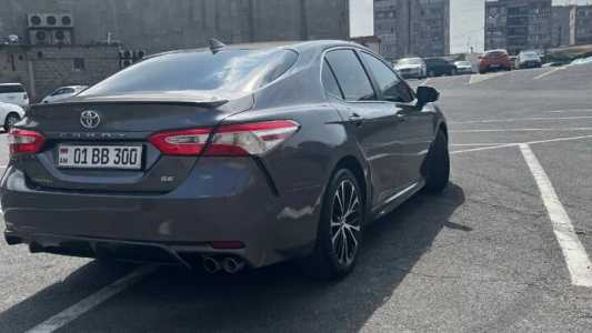 Toyota Camry, Бензин, 2019