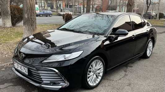 Toyota Camry, Бензин, 2019