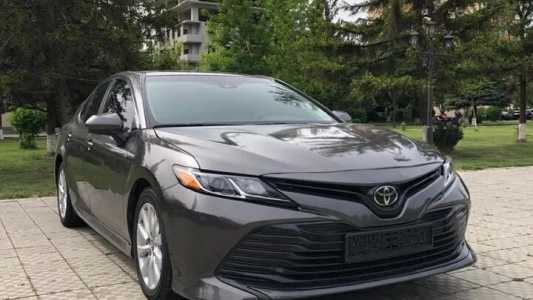 Toyota Camry, Бензин, 2019