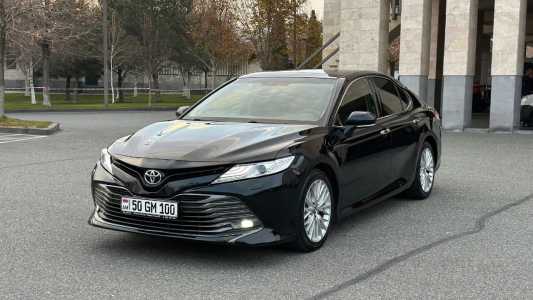 Toyota Camry, Бензин, 2019