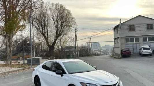 Toyota Camry, Бензин, 2019