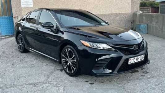 Toyota Camry, Бензин, 2019