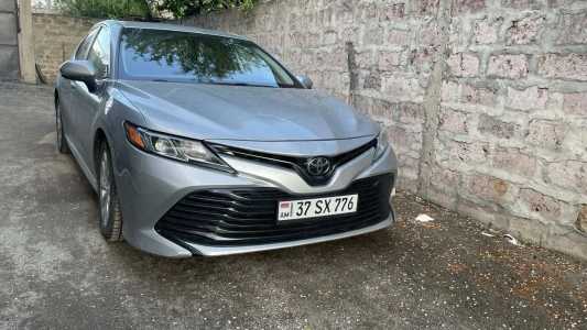 Toyota Camry, Бензин, 2019