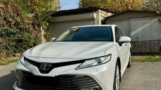 Toyota Camry, Бензин, 2019