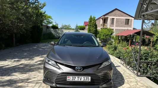 Toyota Camry, Бензин, 2019