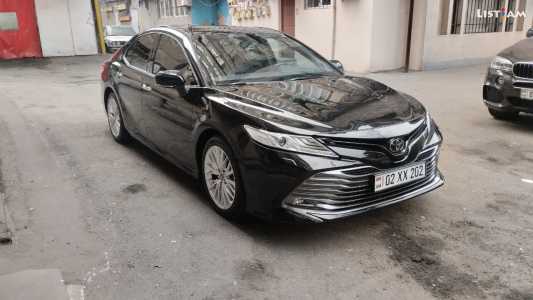 Toyota Camry, Бензин, 2019