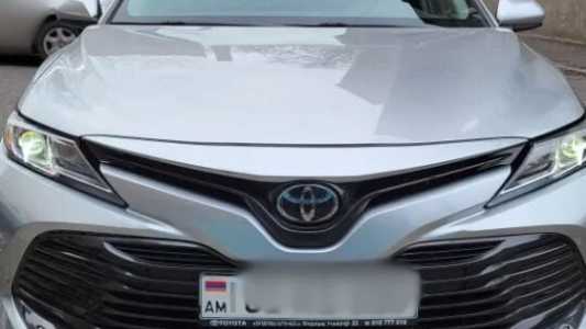 Toyota Camry, Бензин, 2019