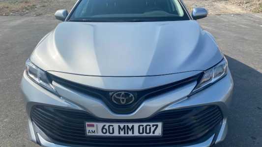 Toyota Camry, Бензин, 2020