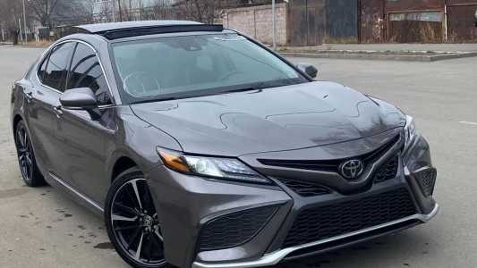 Toyota Camry, Бензин, 2020