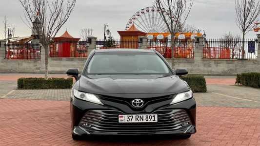 Toyota Camry, Бензин, 2020