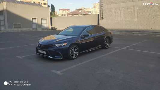 Toyota Camry, Бензин, 2020