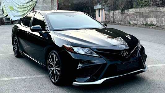 Toyota Camry, Бензин, 2020