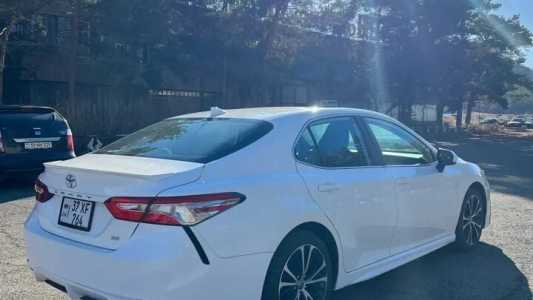 Toyota Camry, Бензин, 2020