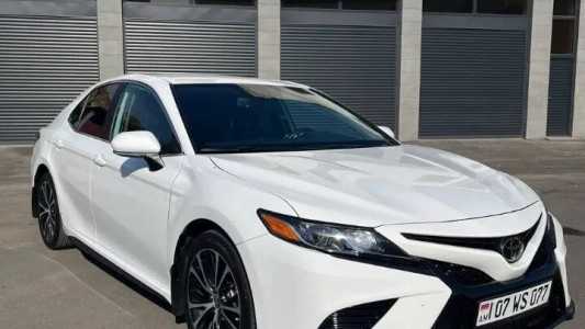 Toyota Camry, Бензин, 2020