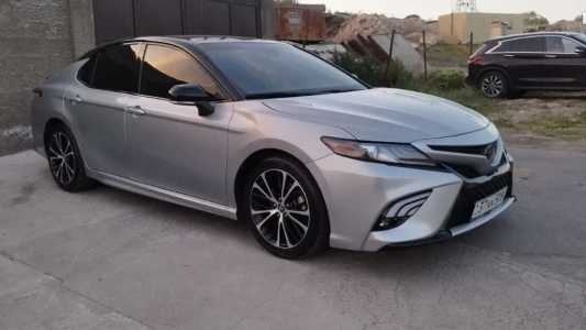 Toyota Camry, Бензин, 2020