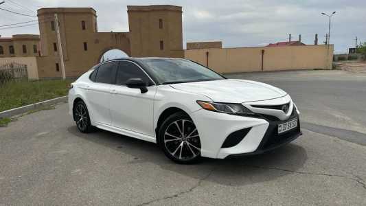 Toyota Camry, Бензин, 2020