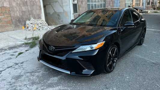 Toyota Camry, Бензин, 2020