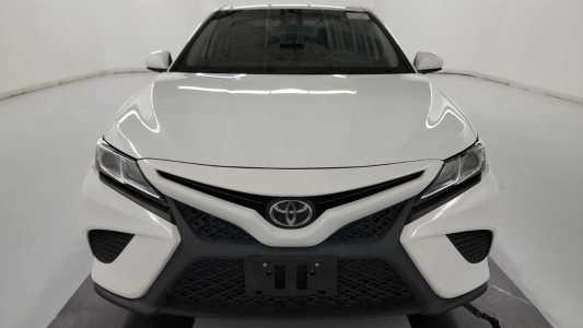 Toyota Camry, Бензин, 2020