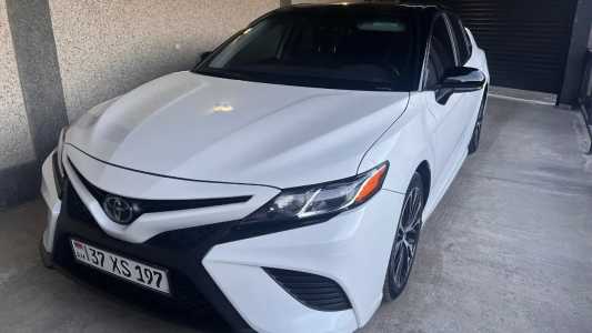 Toyota Camry, Бензин, 2020