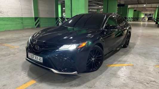 Toyota Camry, Бензин, 2021