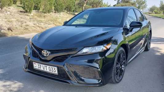 Toyota Camry, Бензин, 2021