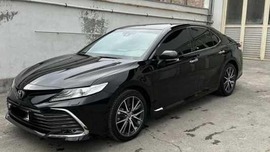 Toyota Camry, Бензин, 2021