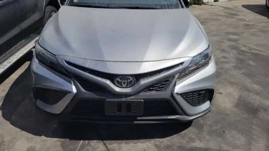 Toyota Camry, Бензин, 2021