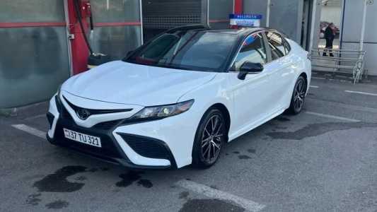 Toyota Camry, Бензин, 2021