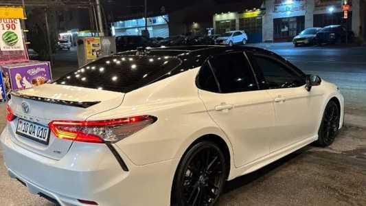 Toyota Camry, Бензин, 2021