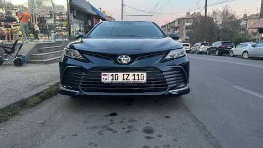 Toyota Camry, Бензин, 2021