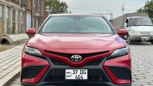 Toyota Camry, Бензин, 2021