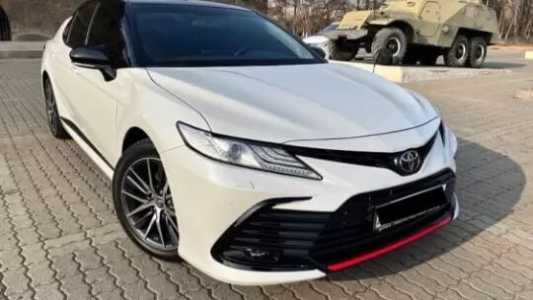 Toyota Camry, Бензин, 2021