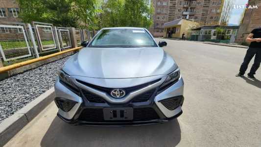 Toyota Camry, Бензин, 2022