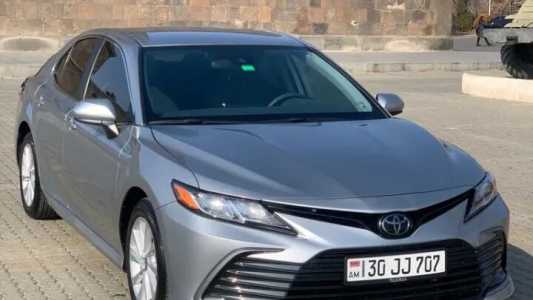 Toyota Camry, Бензин, 2022