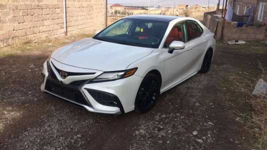 Toyota Camry, Бензин, 2022