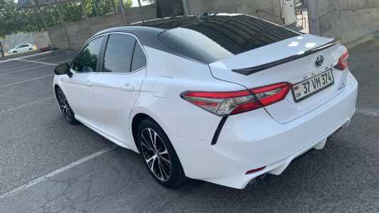 Toyota Camry, Гибрид, 2019