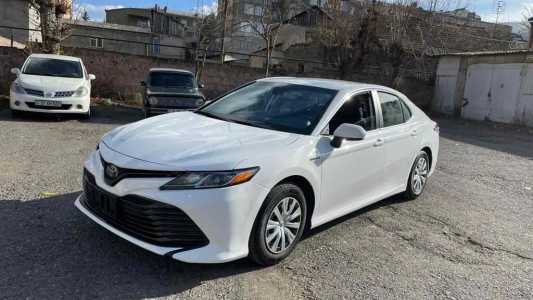 Toyota Camry, Гибрид, 2020