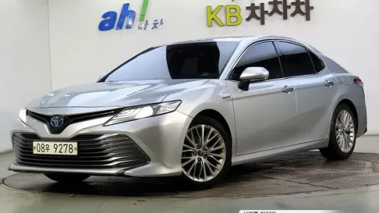 Toyota Camry (XV70), 2018