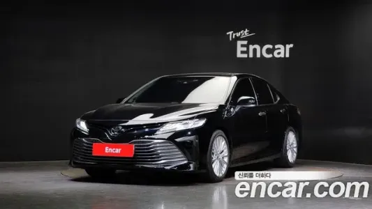 Toyota Camry (XV70), 2019