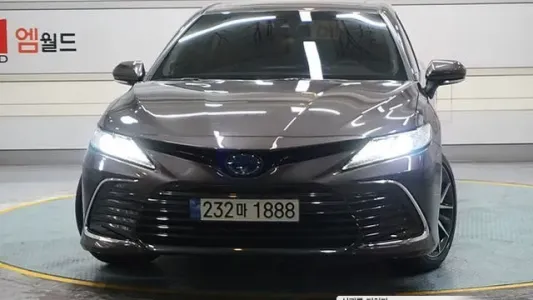 Toyota Camry (XV70), 2023